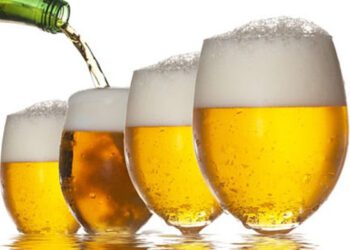 Nigerians Turn to Beer for Stress Relief Amid Economic Crunch, Splash N1.54tn in Nine Months