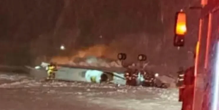 Tragic Plane Crash in US: Private Jet Flips and Bursts into Flames During Takeoff in Maine Snowstorm, 7 Feared Dead 1 NaijaChoice Tragic Plane Crash in US: Private Jet Flips and Bursts into Flames During Takeoff in Maine Snowstorm, 7 Feared Dead