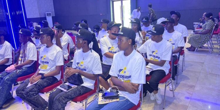 25 Top JAMB Performers Rewarded With ₦1M Each In Anambra (Photos) 1 NaijaChoice 25 Top JAMB Performers Rewarded With ₦1M Each In Anambra (Photos)