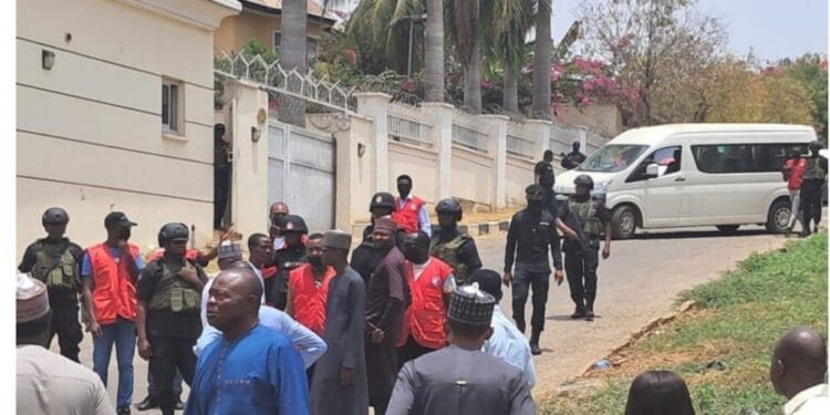 EFCC Operatives Take Over Malami’s Abuja Residence, Block Access To Street