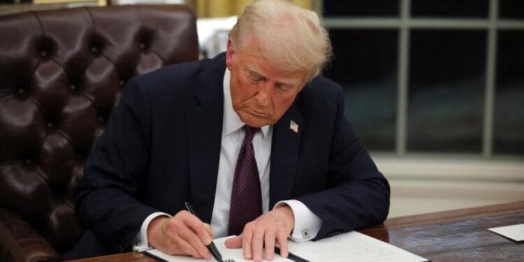 US Navy To Start Blockading All Ships On The Strait Of Hormuz - President Trump 1 NaijaChoice US Navy To Start Blockading All Ships On The Strait Of Hormuz – President Trump