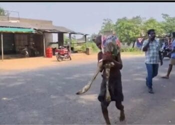 Frustrated Indian Man Digs Up Sister’s Skeleton To Claim Her Bank Savings (Pictures)
