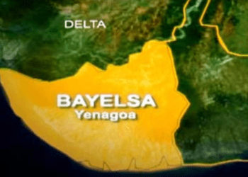 Army-Navy Personnel Clash Publicly in Bayelsa During Tinubu’s Visit (Watch)