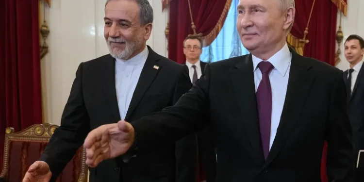 Putin Praises Iranian People For Their Resistance To The US