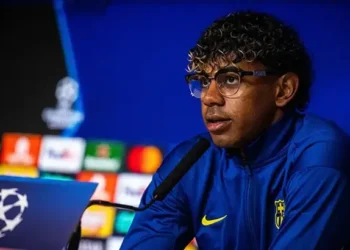 Lamine Yamal Requests Victor Osimhen at Barcelona