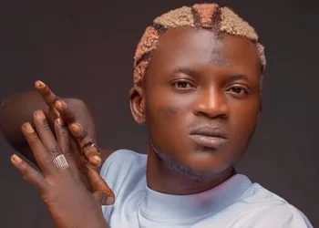 Portable Visits Babalawo Ahead Of Fight With Carter Efe (Video)