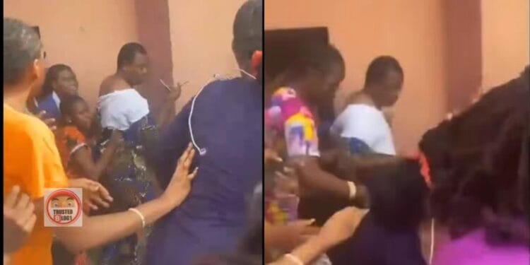 Lecturer Caught Sleeping With Female Student In Classroom At Tansian University (Video) 1 NaijaChoice Lecturer Caught Sleeping With Female Student In Classroom At Tansian University (Video)
