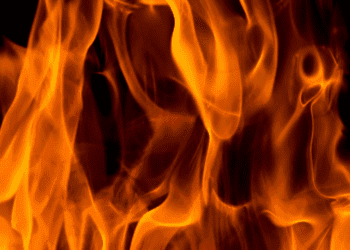 Mob Burns 2 Men Alive, Razes 10 Fulani Buildings After Killing Of Kwara Cleric