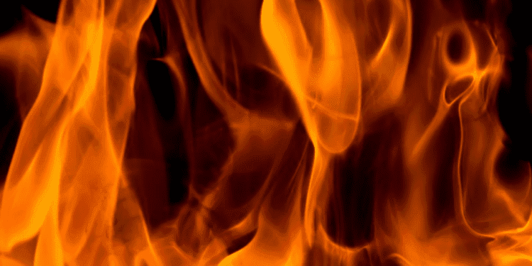 Mob Burns 2 Men Alive, Razes 10 Fulani Buildings After Killing Of Kwara Cleric 1 NaijaChoice Mob Burns 2 Men Alive, Razes 10 Fulani Buildings After Killing Of Kwara Cleric