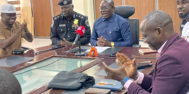 FG Trains 40 Youths To Guard Lagos-Calabar Coastal Highway