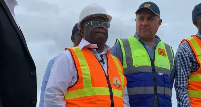 FG to Demolish Buildings along Lagos Coastal Highway for Drainage Systems 1 NaijaChoice FG to Demolish Buildings along Lagos Coastal Highway for Drainage Systems